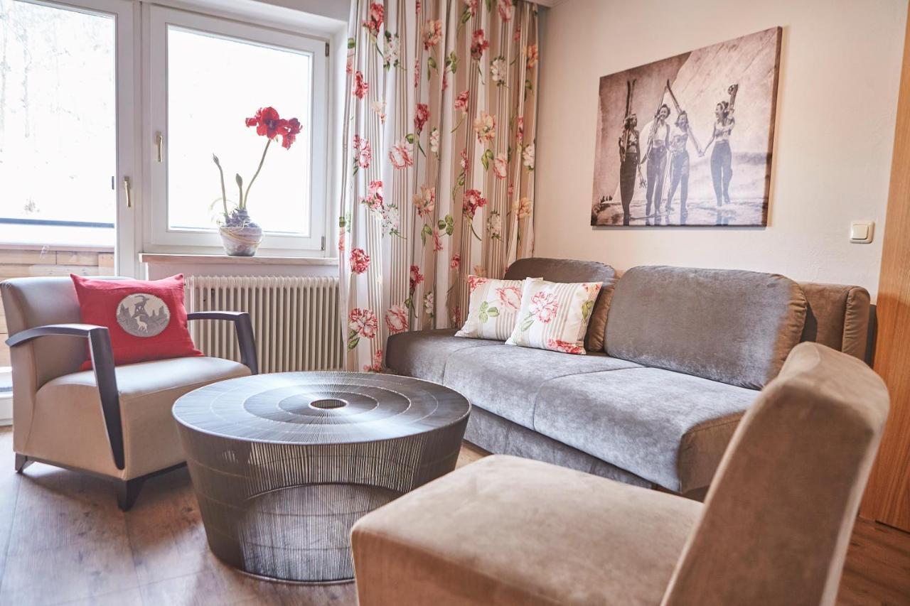 Huettl Relax Appartements Saalbach-Hinterglemm Extérieur photo